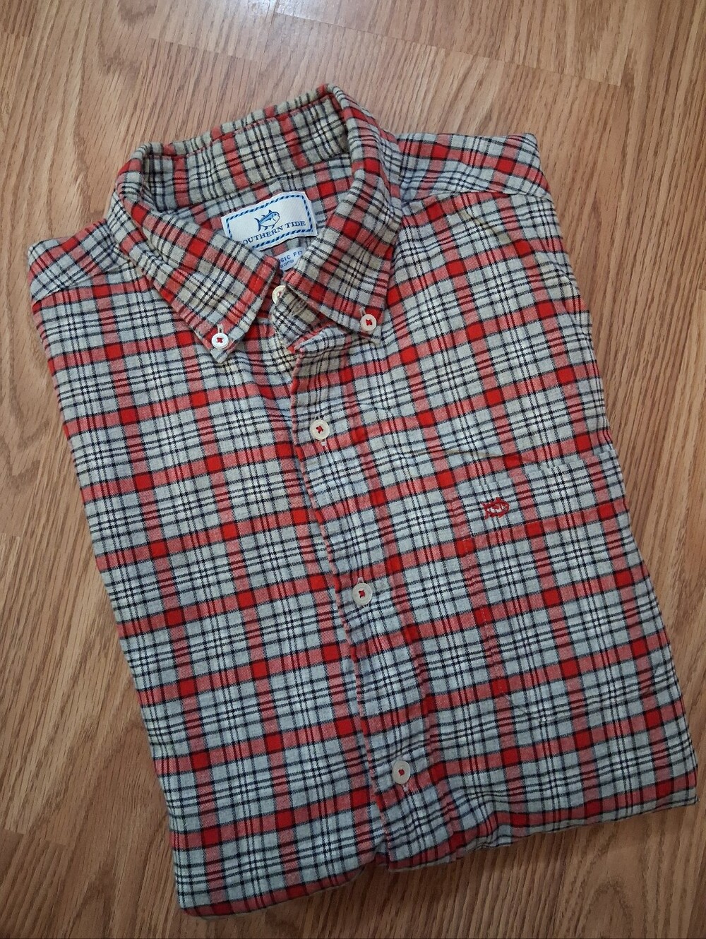 SOUTHERN TIDE classic fit button down shirt.  Mens.  Red/blue Plaid.